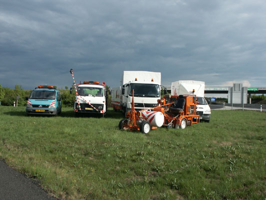 Stiskem zav��t okno